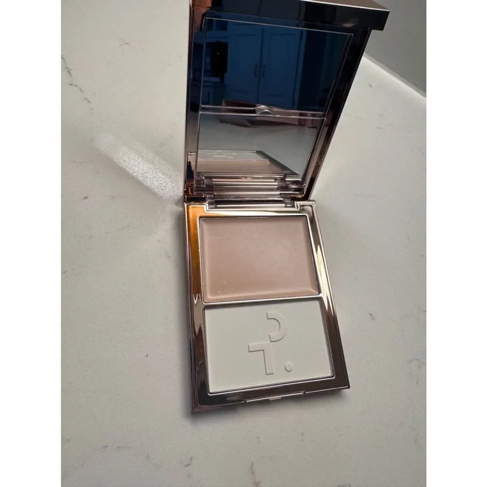 Patrick Ta Crème Foundation and Finishing Duo - Light Medium 1